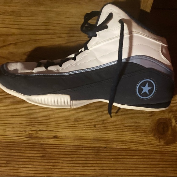 CONVERSE MENS HIGH TOP SHOE SIZE 9.5 - Picture 4 of 5